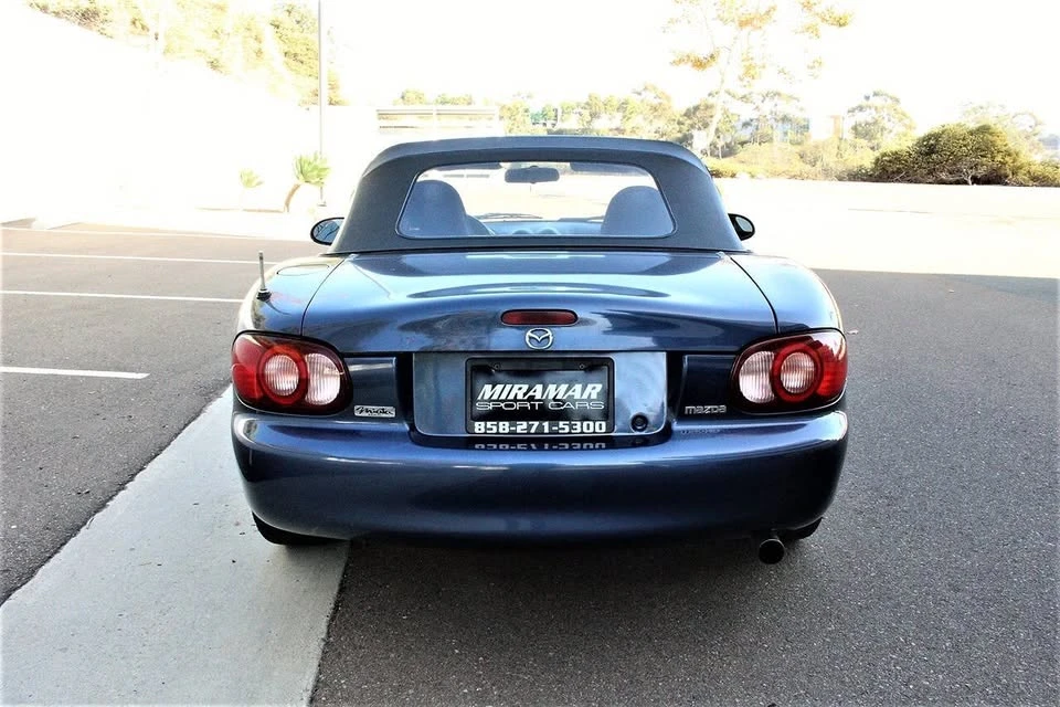2003 Mazda NB MX-5 Miata - Image 5 of 20