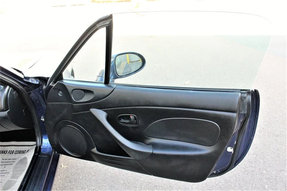 2003 Mazda NB MX-5 Miata - Image 19 of 20