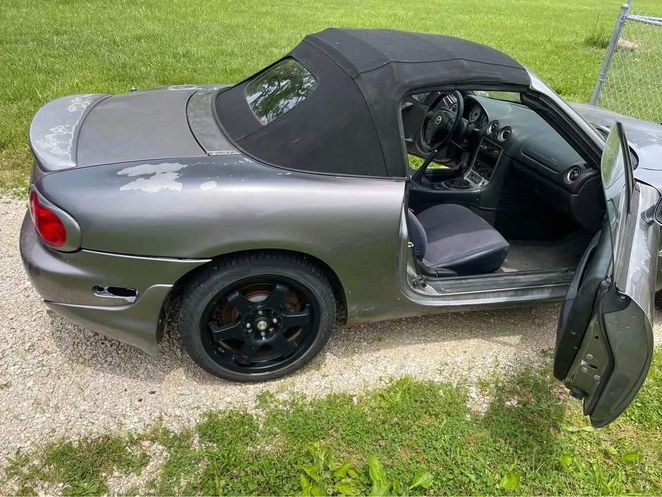 2003 Mazda NB MX-5 Miata - Image 4 of 10