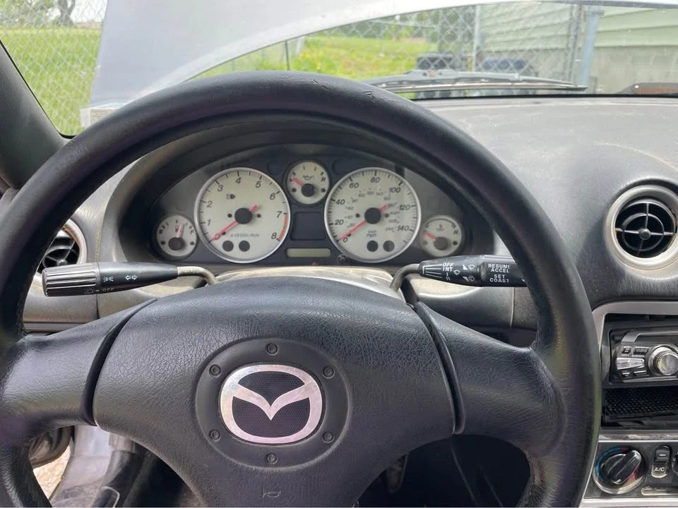2003 Mazda NB MX-5 Miata - Image 9 of 10