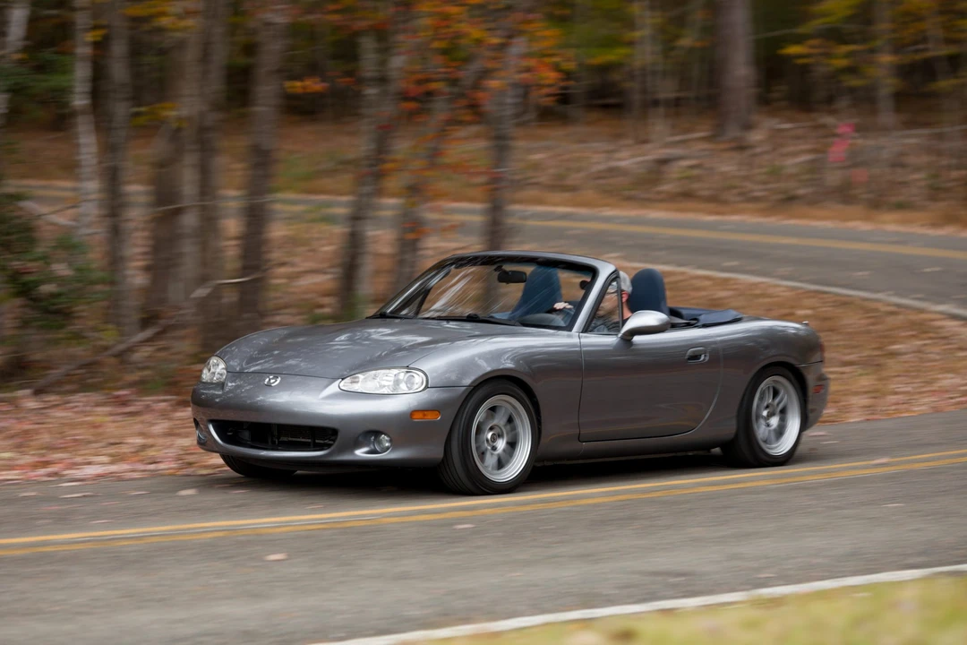 2003 Mazda NB MX-5 Miata - Image 4 of 31