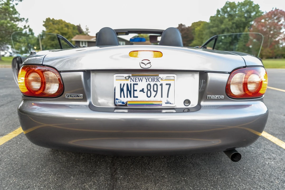 2003 Mazda NB MX-5 Miata - Image 7 of 31