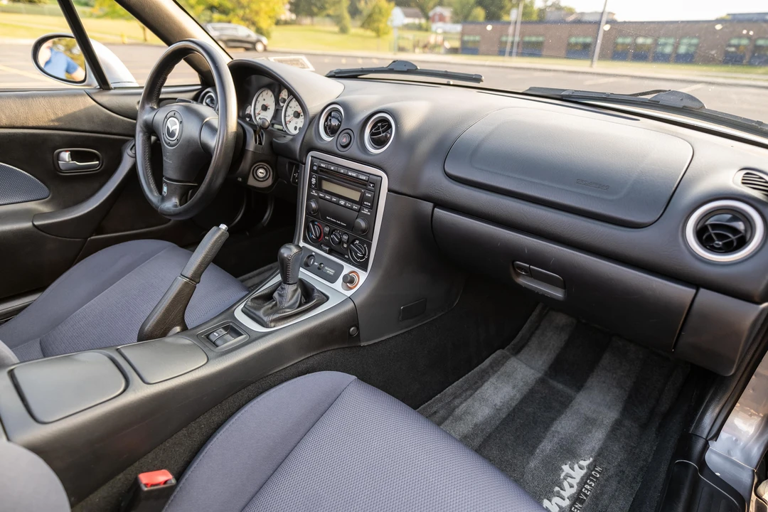 2003 Mazda NB MX-5 Miata - Image 28 of 31