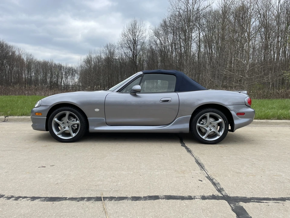 2003 Mazda NB MX-5 Miata - Image 3 of 31