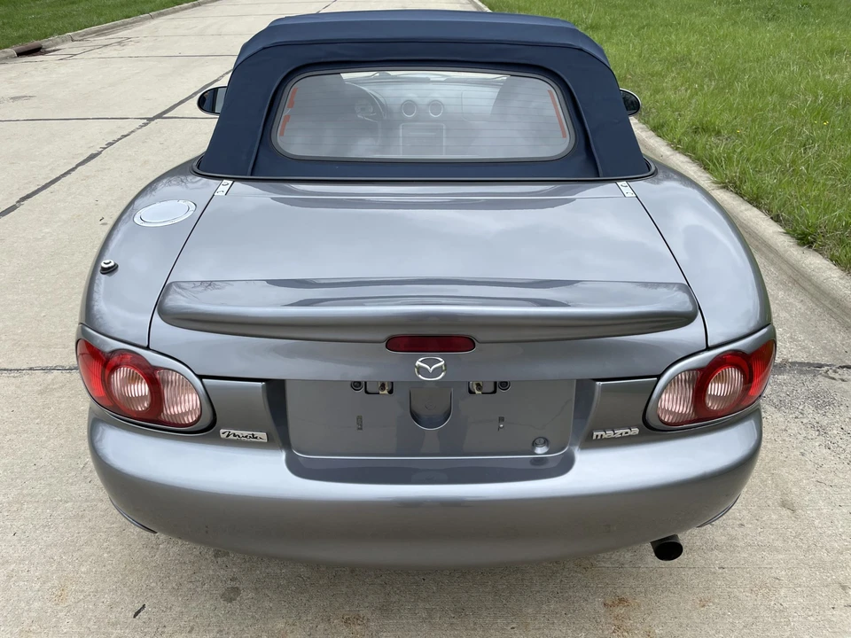 2003 Mazda NB MX-5 Miata - Image 5 of 31
