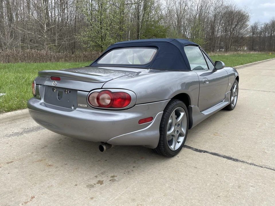 2003 Mazda NB MX-5 Miata - Image 6 of 31
