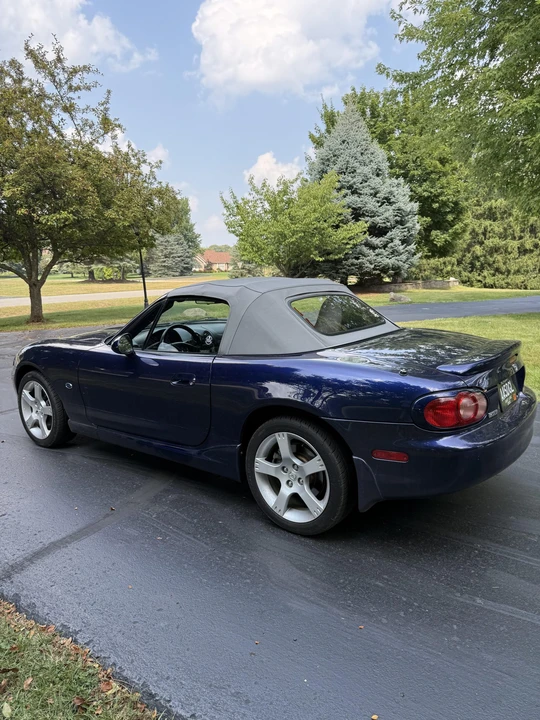2003 Mazda NB MX-5 Miata - Image 3 of 31