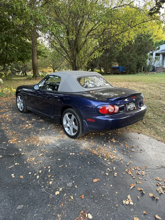 2003 Mazda NB MX-5 Miata - Image 4 of 31
