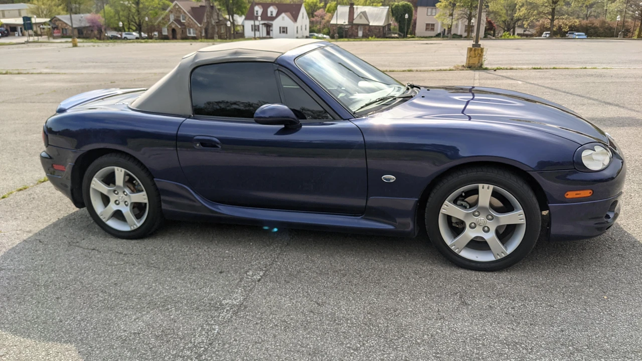 2003 Mazda NB MX-5 Miata - Image 17 of 31