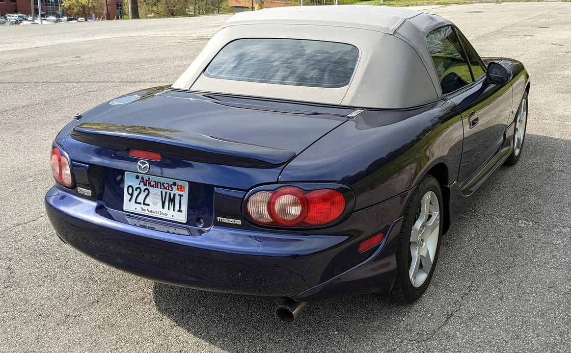 2003 Mazda NB MX-5 Miata - Image 5 of 31