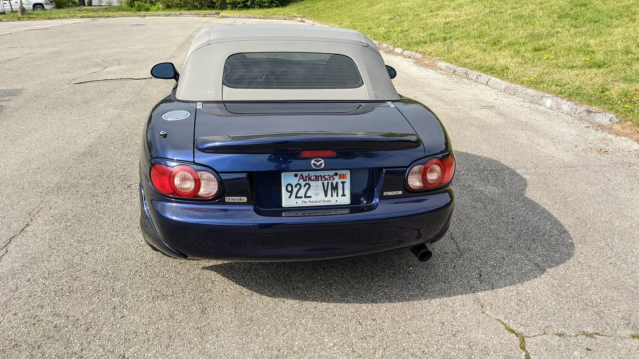 2003 Mazda NB MX-5 Miata - Image 13 of 31