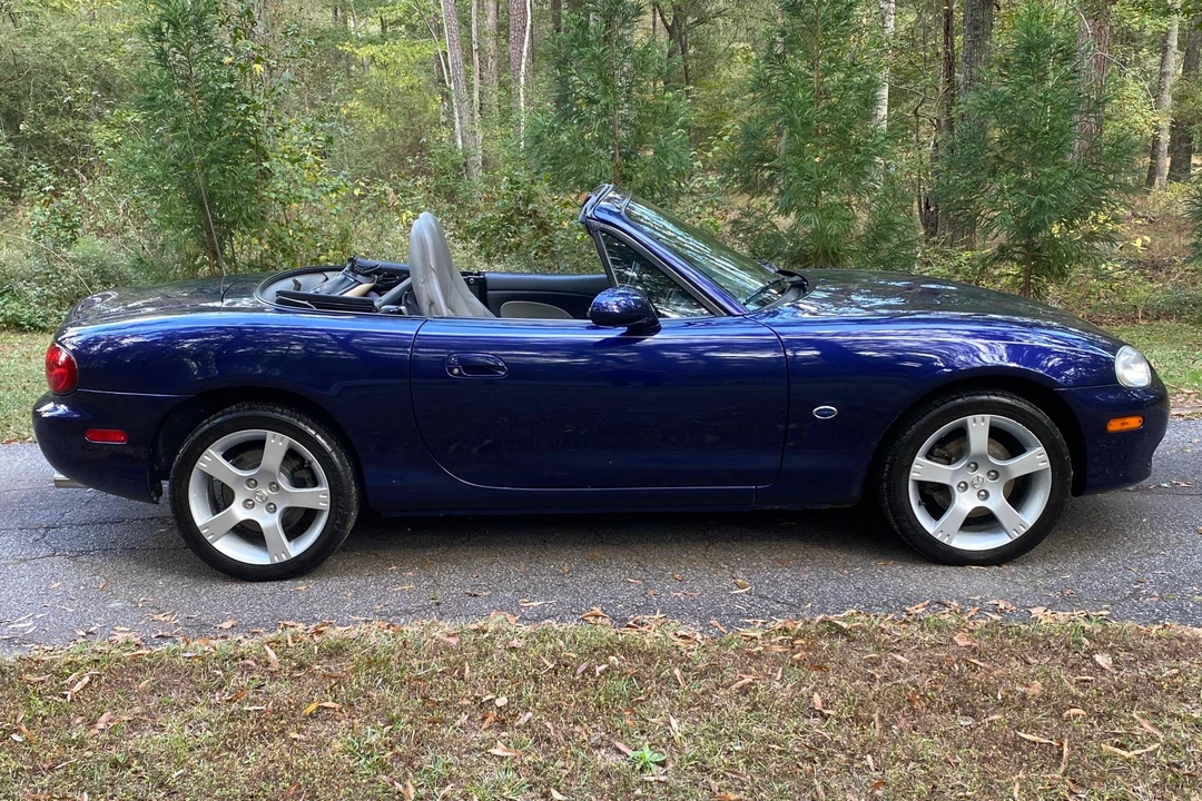 2003 Mazda NB MX-5 Miata - Image 3 of 31