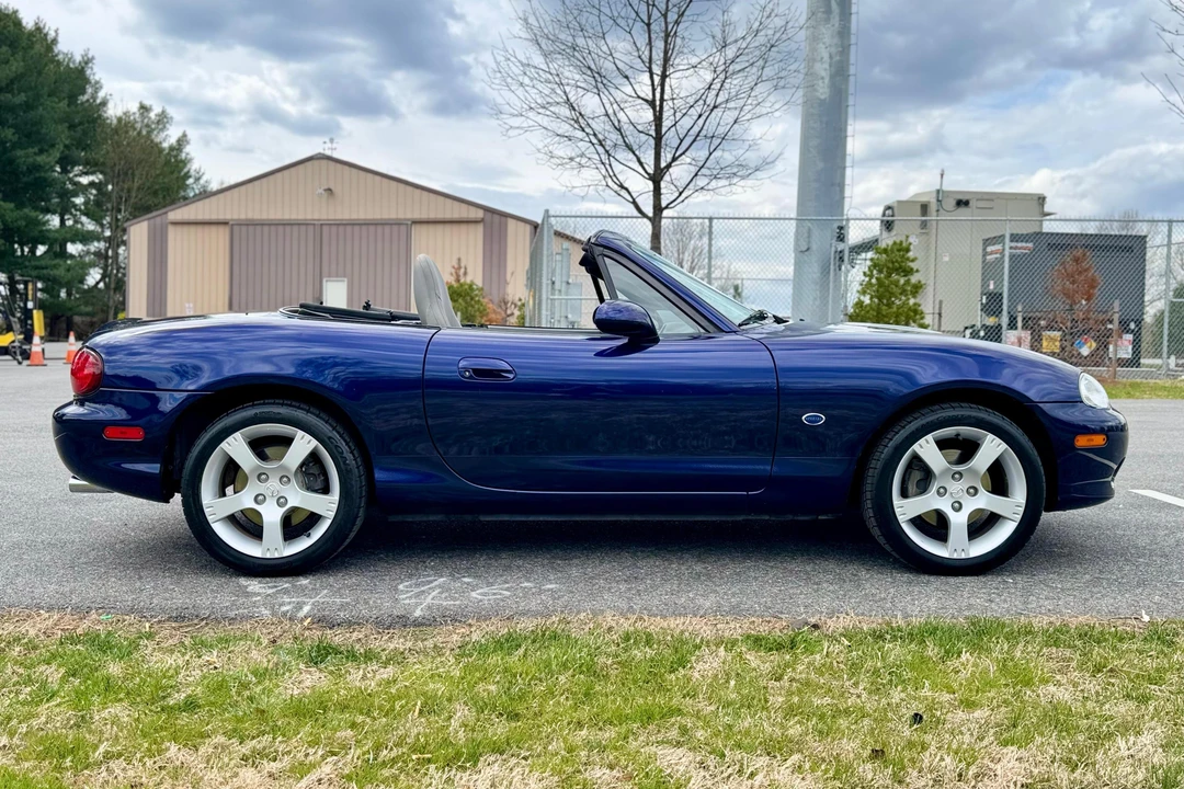 2003 Mazda NB MX-5 Miata - Image 3 of 31