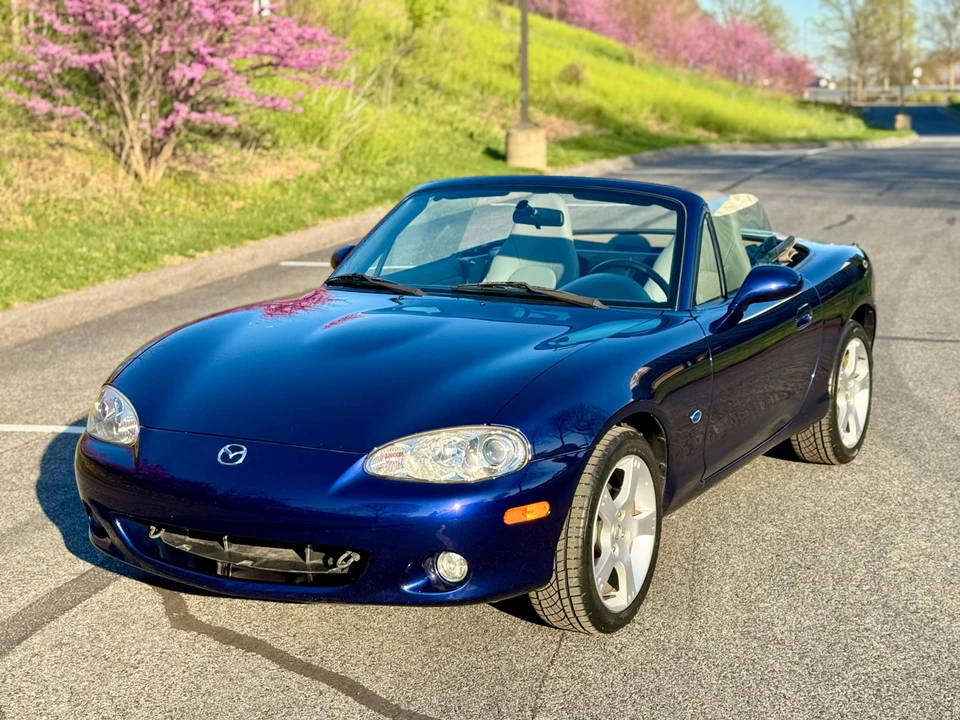 2003 Mazda NB MX-5 Miata - Image 8 of 31
