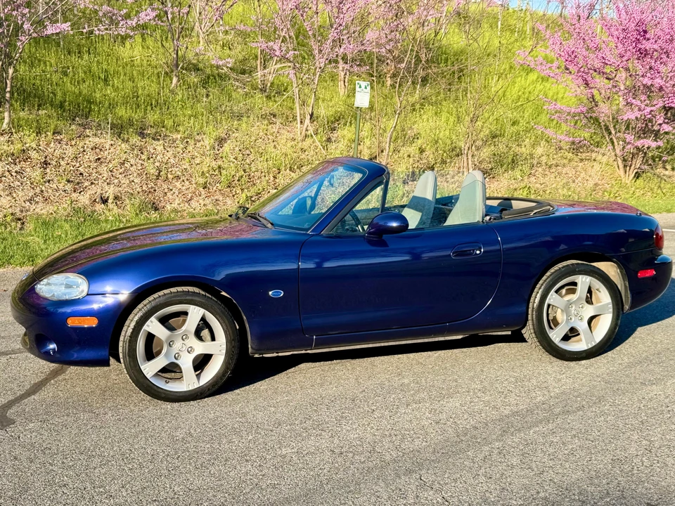 2003 Mazda NB MX-5 Miata - Image 10 of 31