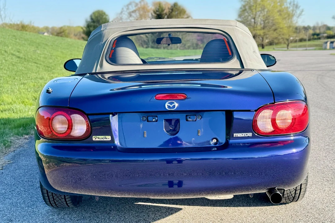 2003 Mazda NB MX-5 Miata - Image 5 of 31