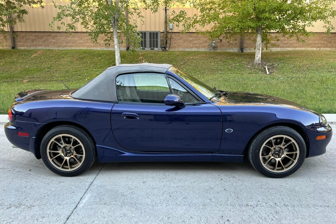 2003 Mazda NB MX-5 Miata - Image 3 of 31