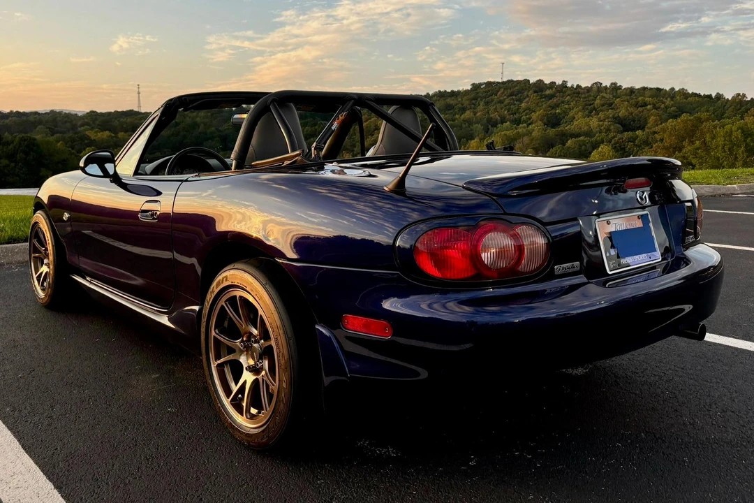 2003 Mazda NB MX-5 Miata - Image 4 of 31