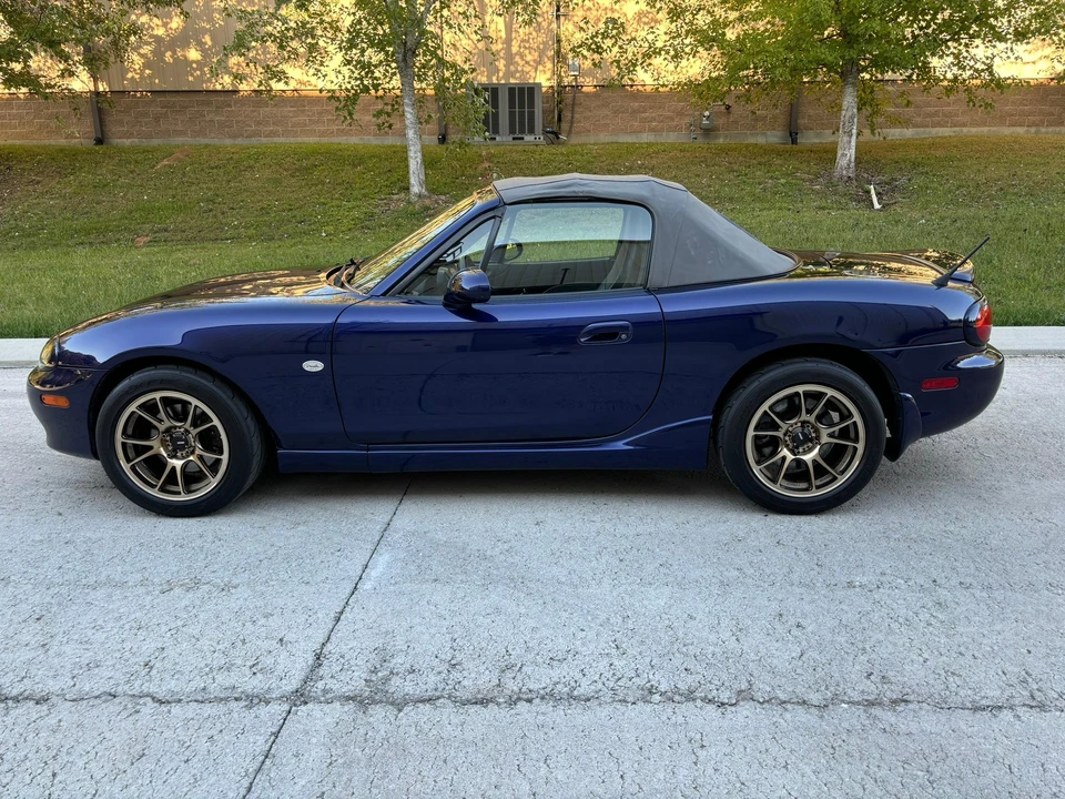 2003 Mazda NB MX-5 Miata - Image 17 of 31