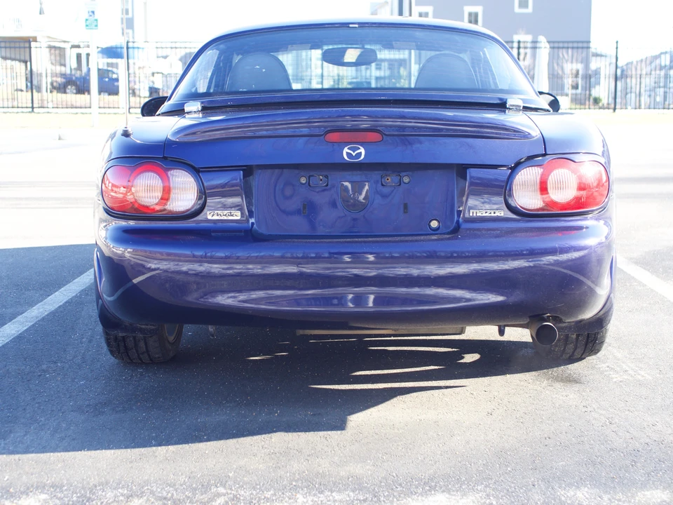 2003 Mazda NB MX-5 Miata - Image 27 of 31