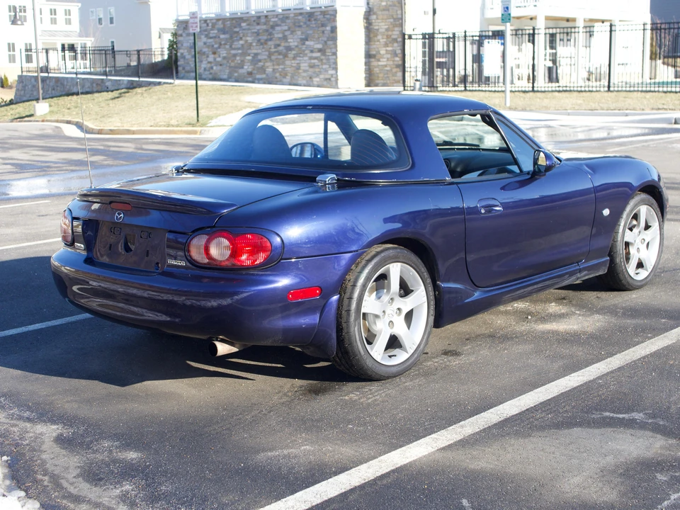 2003 Mazda NB MX-5 Miata - Image 28 of 31