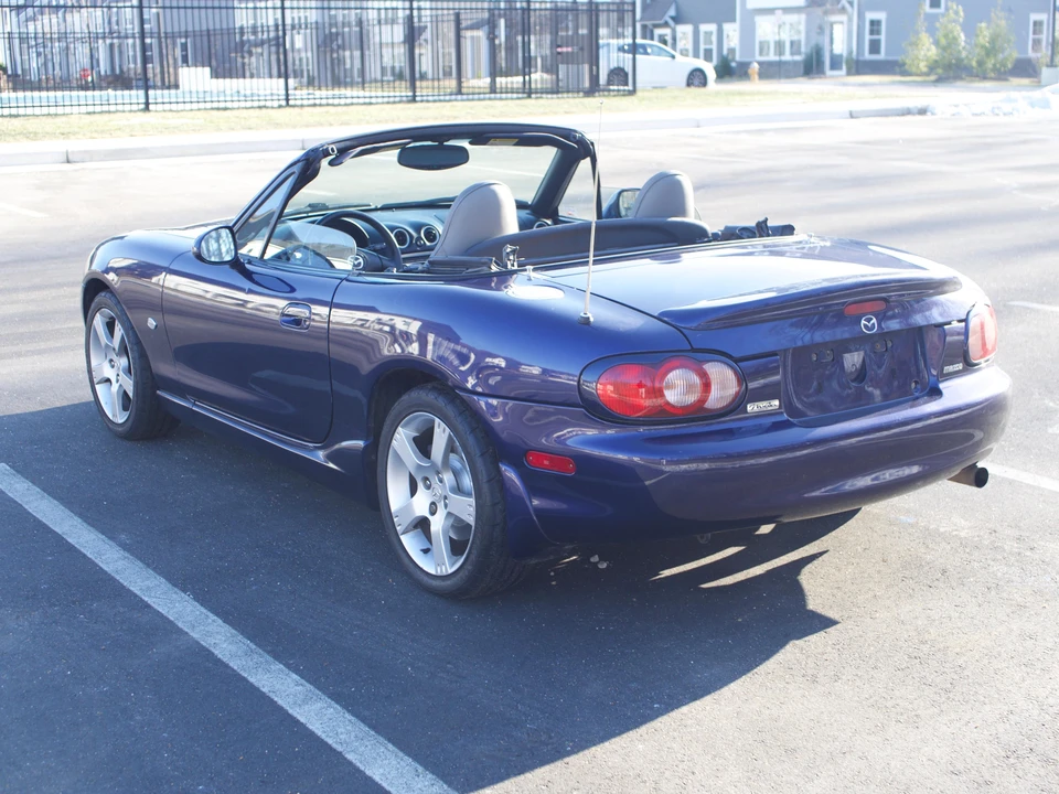 2003 Mazda NB MX-5 Miata - Image 9 of 31