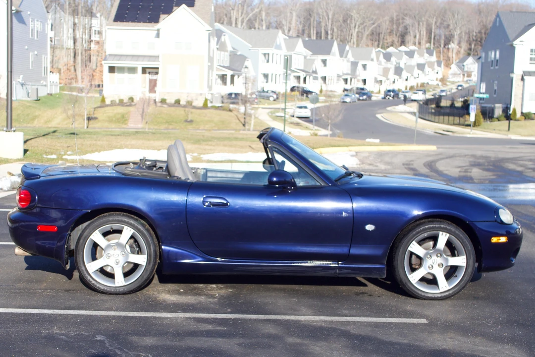 2003 Mazda NB MX-5 Miata - Image 3 of 31