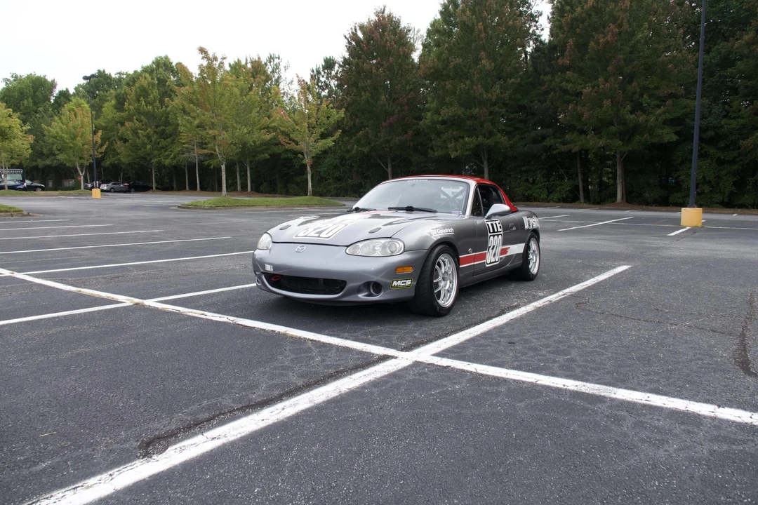 2003 Mazda NB MX-5 Miata - Image 6 of 31