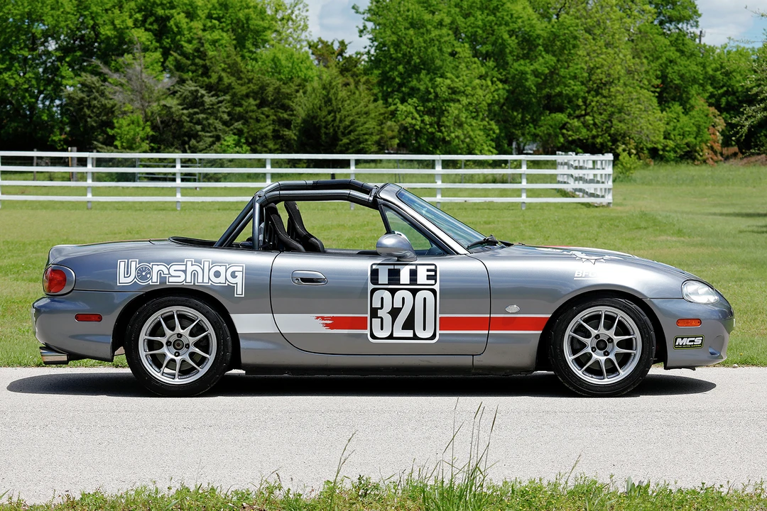 2003 Mazda NB MX-5 Miata - Image 2 of 31