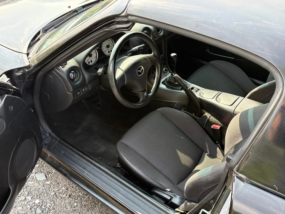 2003 Mazda NB MX-5 Miata - Image 6 of 11