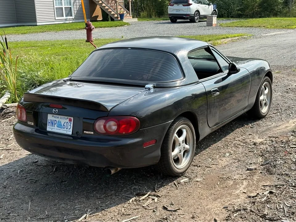 2003 Mazda NB MX-5 Miata - Image 4 of 11