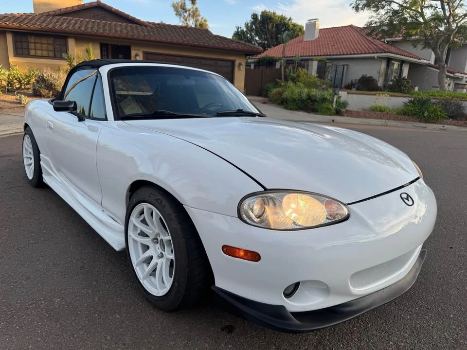 2003 Mazda NB MX-5 Miata - Image 11 of 12