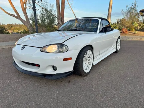2003 Mazda MX-5