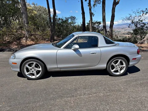 2003 Mazda MX-5 Miata