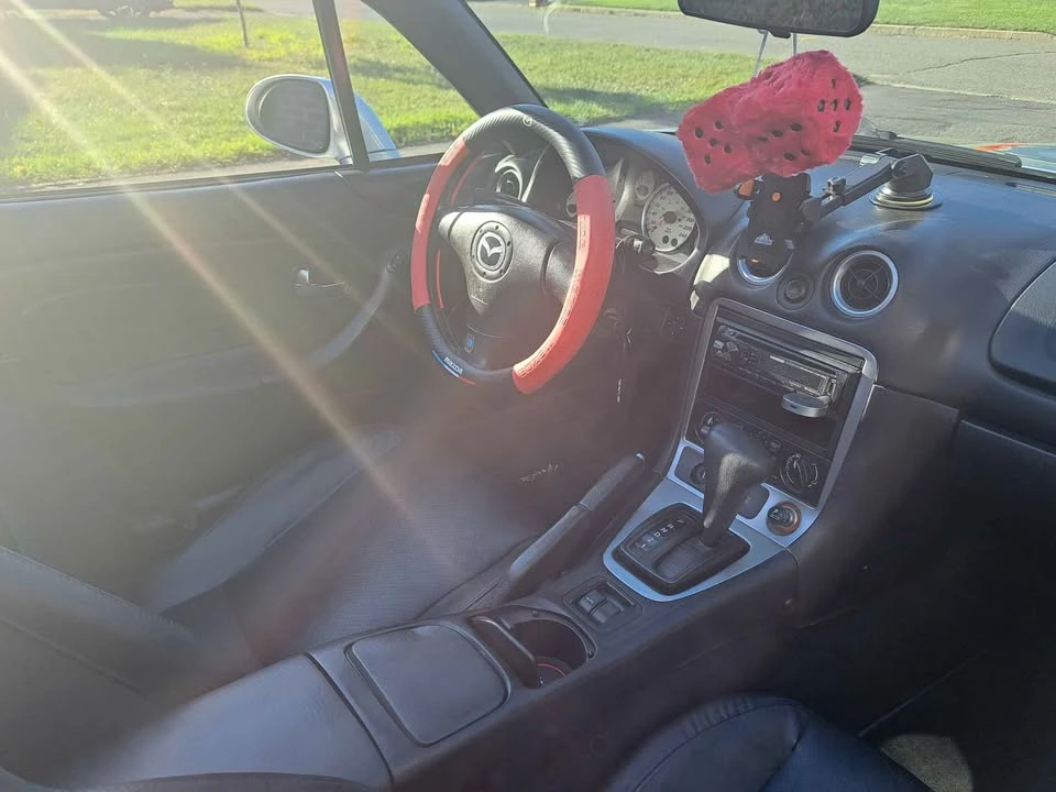 2003 Mazda NB MX-5 Miata - Image 10 of 15
