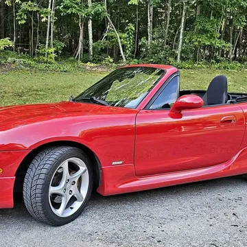 2003 Mazda MX-5 SE Convertible 2D