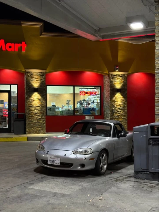 2003 Mazda NB MX-5 Miata - Image 8 of 11