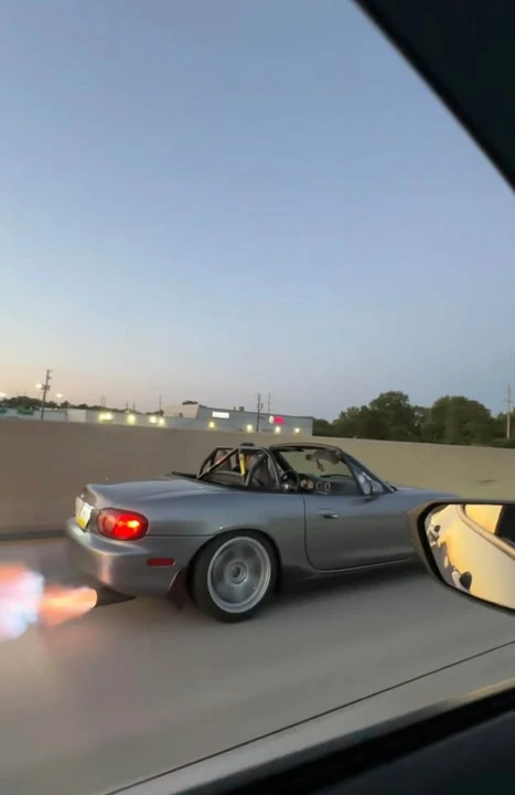 2003 Mazda NB MX-5 Miata - Image 5 of 7