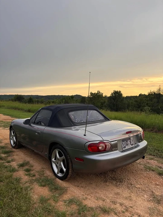2003 Mazda NB MX-5 Miata - Image 2 of 9