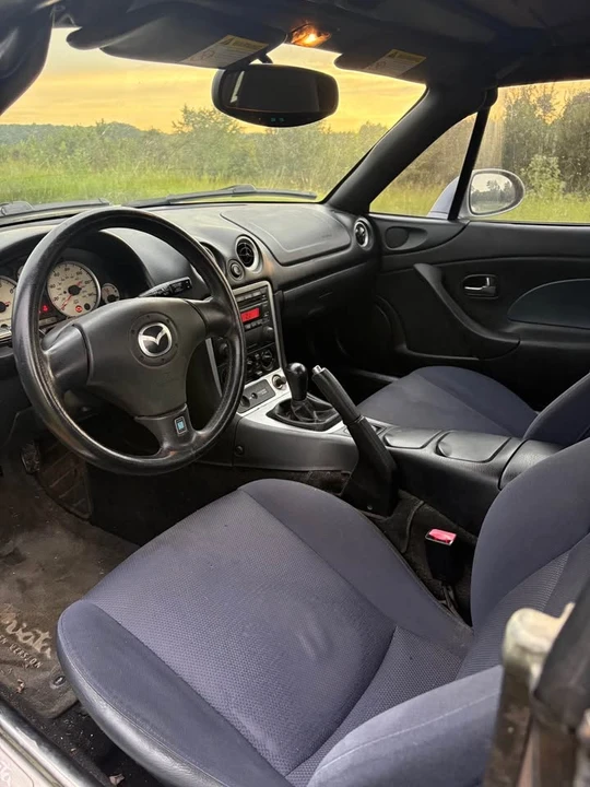 2003 Mazda NB MX-5 Miata - Image 6 of 9