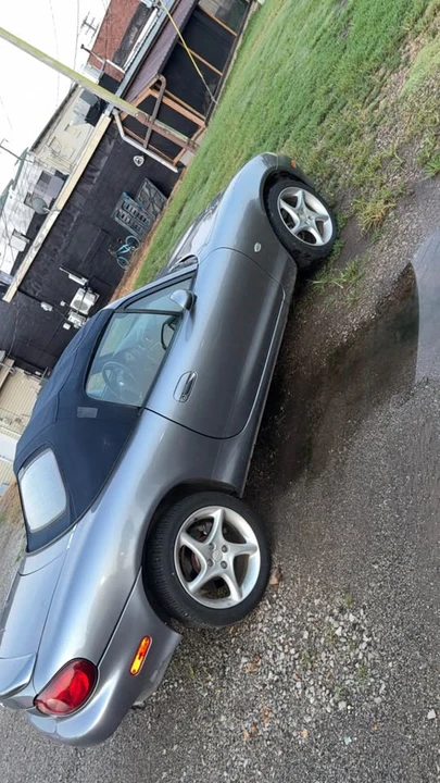 2003 Mazda NB MX-5 Miata - Image 2 of 5