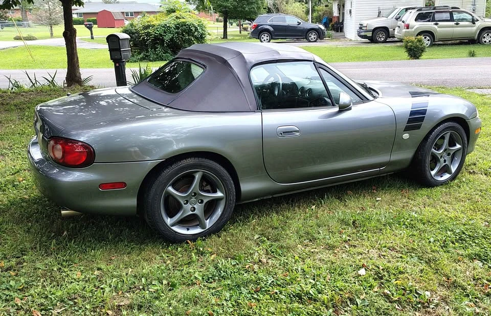 2003 Mazda NB MX-5 Miata - Image 3 of 10