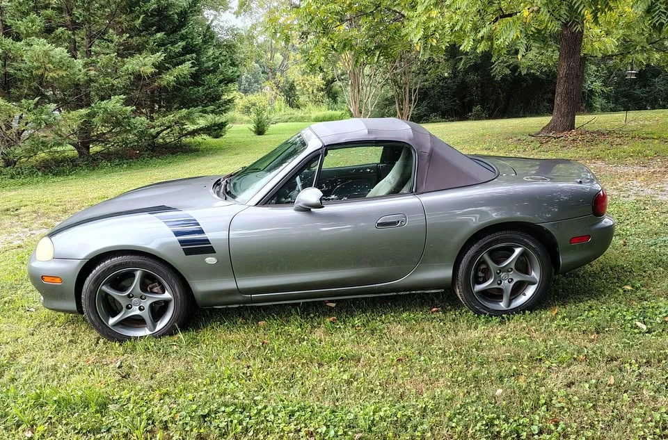 2003 Mazda NB MX-5 Miata - Image 2 of 10