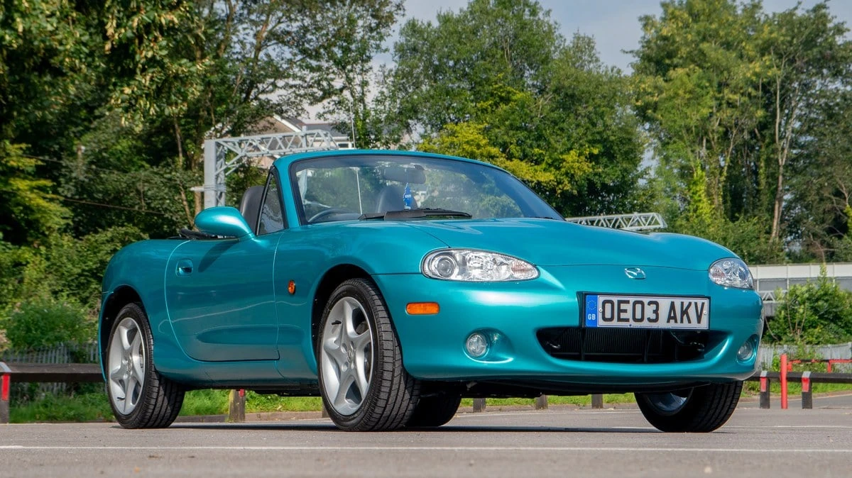 2003 Mazda NB MX-5 Miata - Image 3 of 30
