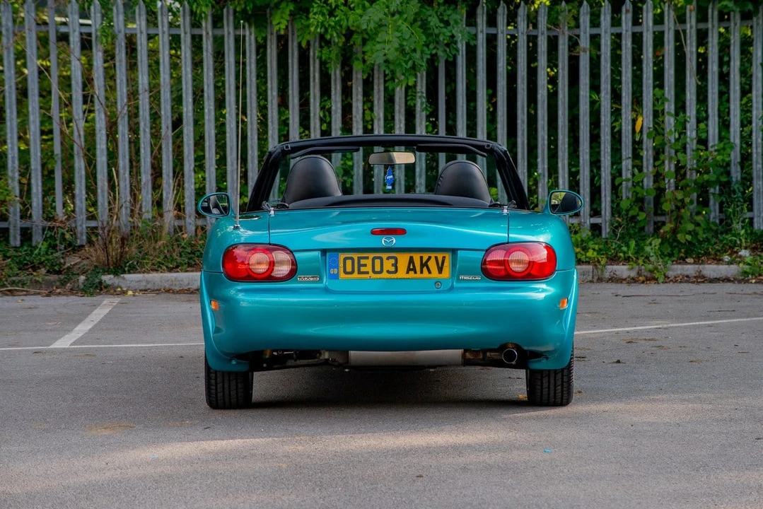 2003 Mazda NB MX-5 Miata - Image 7 of 30
