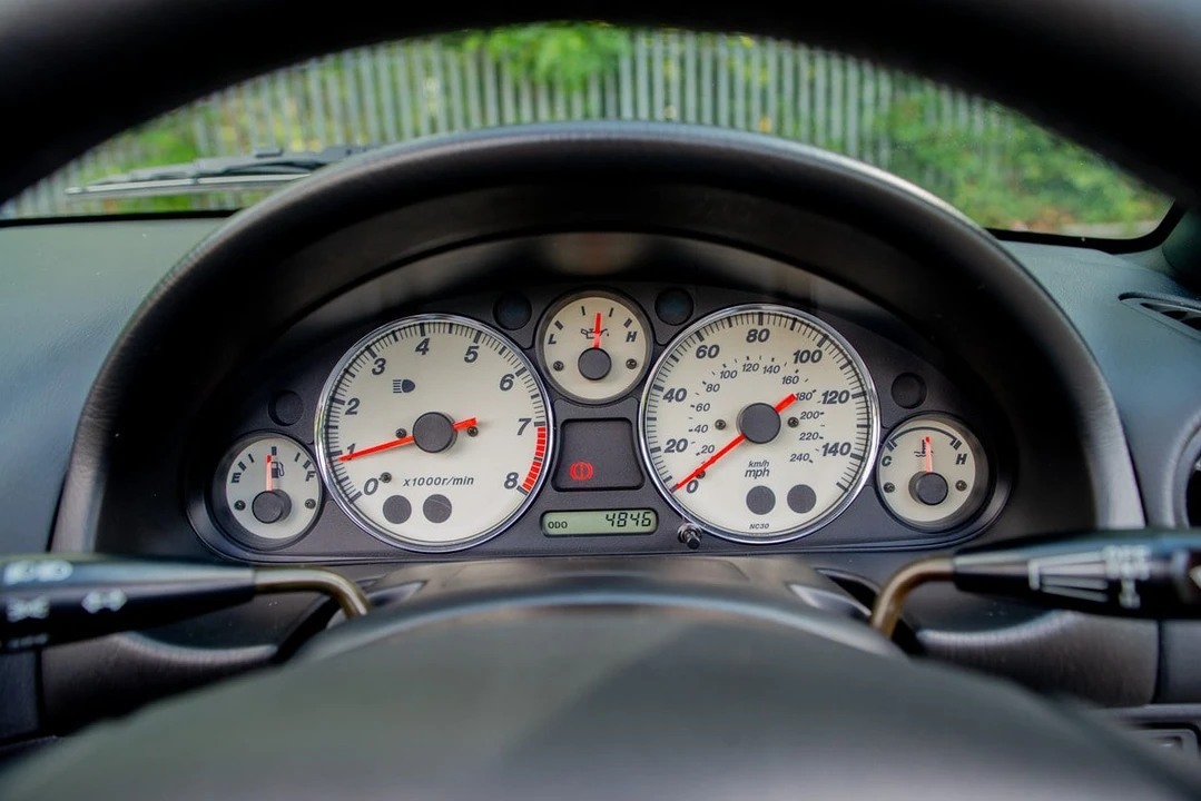 2003 Mazda NB MX-5 Miata - Image 19 of 30