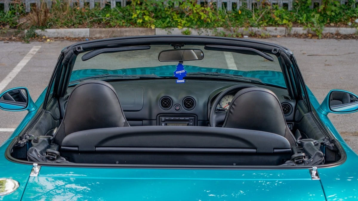 2003 Mazda NB MX-5 Miata - Image 29 of 30