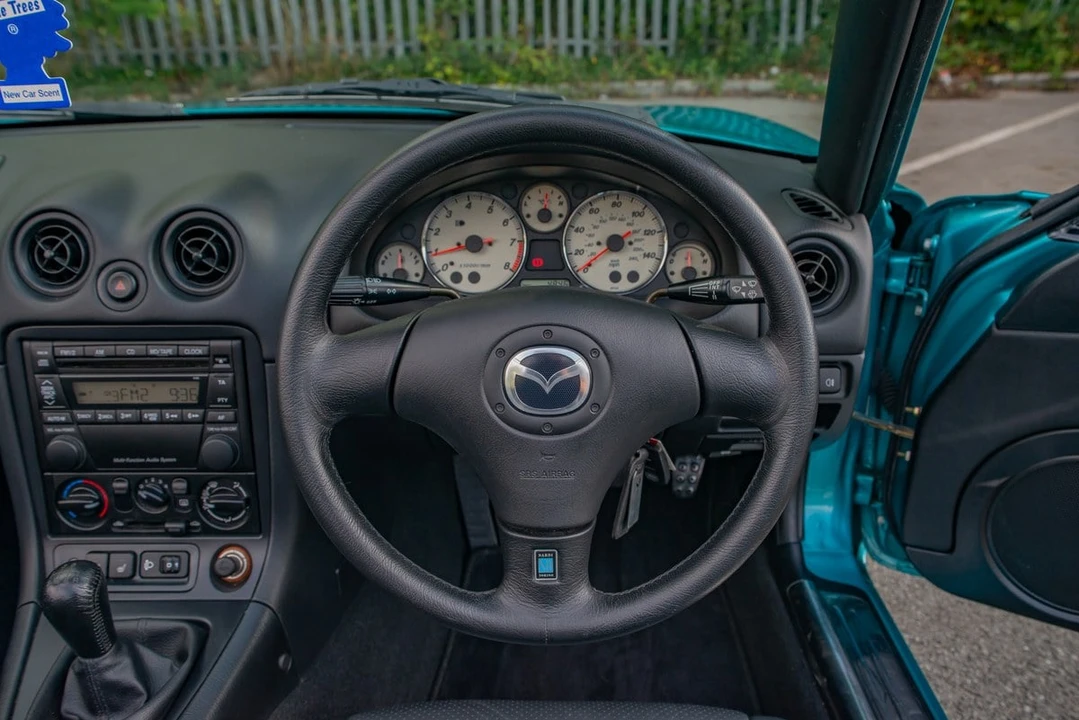 2003 Mazda NB MX-5 Miata - Image 18 of 30