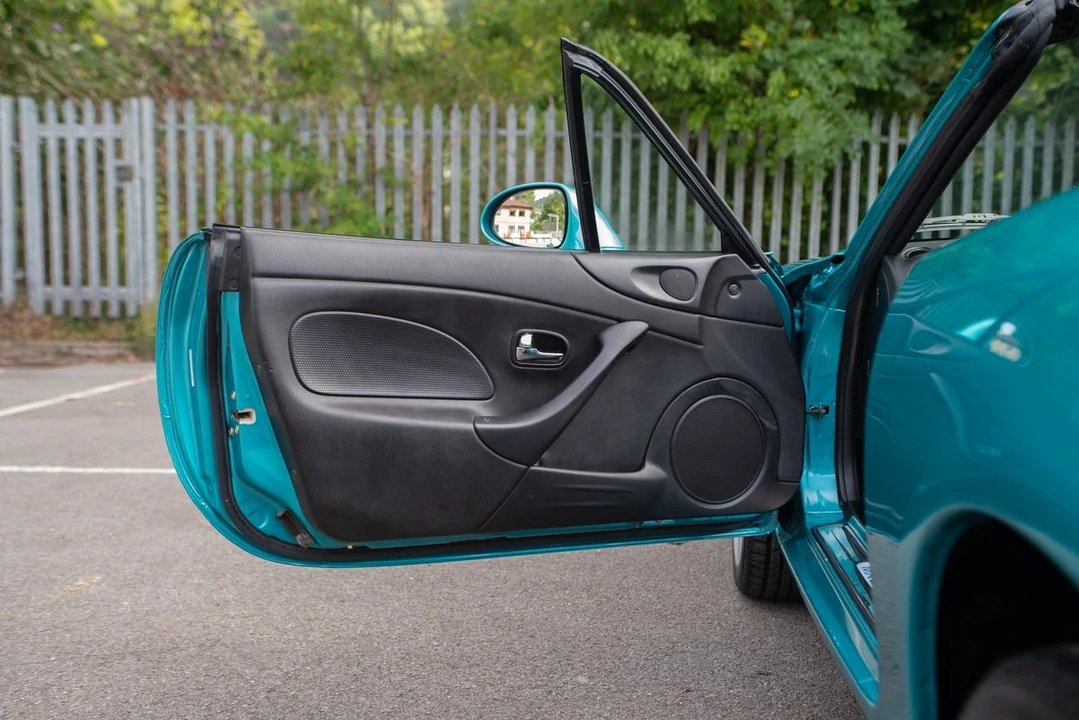 2003 Mazda NB MX-5 Miata - Image 28 of 30
