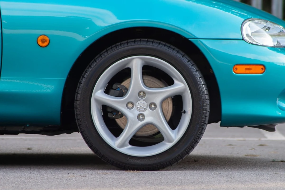 2003 Mazda NB MX-5 Miata - Image 10 of 30